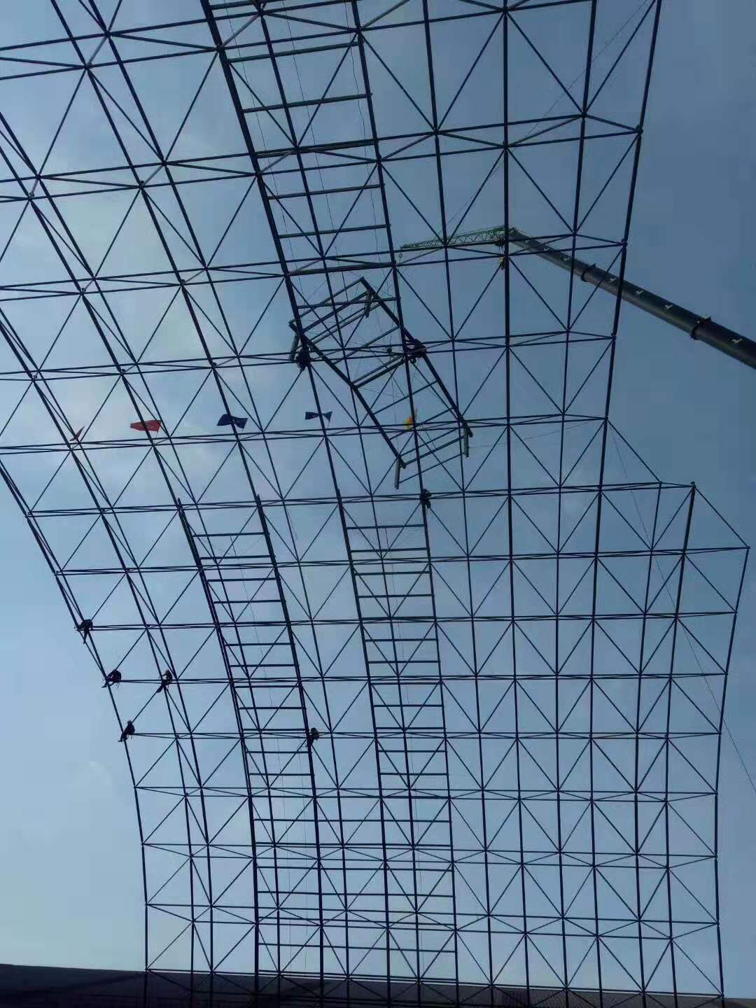 东阳干煤棚网架安装